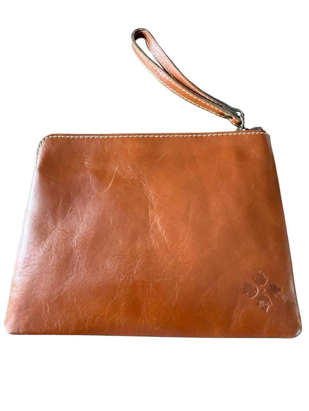 Patricia Nash Leather Wristlet New With Tags  See Description